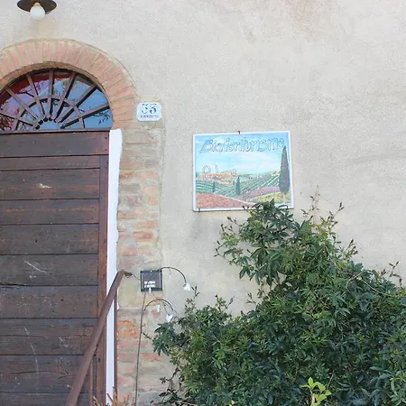Bio Podere Pretoia Country house *